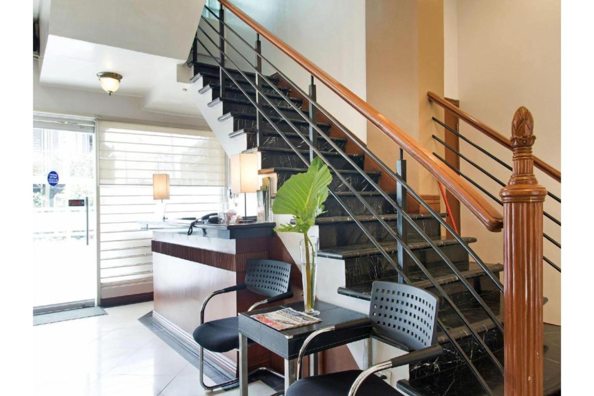 Townhouse Oak Avitel Hotel Near Osmena Highway, Pnr Pasay Station, Metro Manila Makati City Екстериор снимка